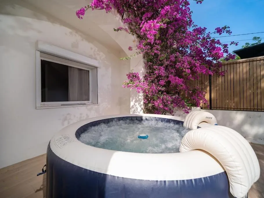 Le Bougainvillier-Jacuzzi Jardin Clim Wifi Parking Apartment Marseille