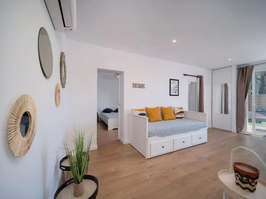 Le Bougainvillier-Jacuzzi Jardin Clim Wifi Parking Apartment Marseille